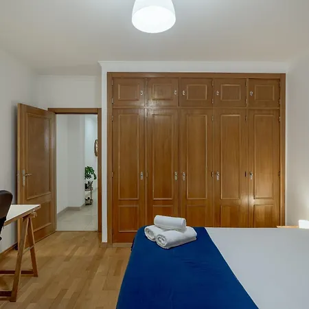 Bright & Modern By Homing