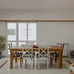 アパート Bright & Modern By Homing カルカヴェロス